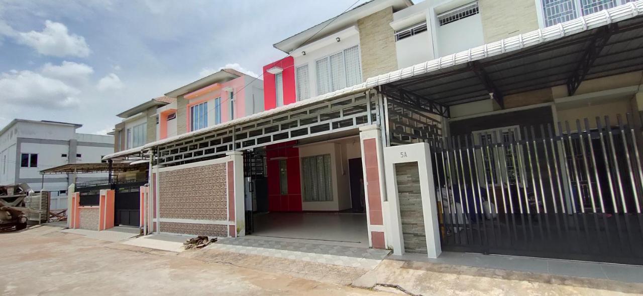 Red Perdana * Pontianak